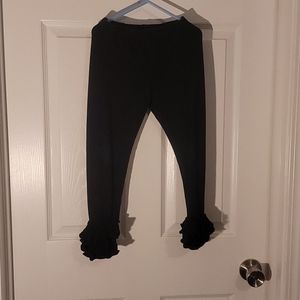 Ruffle bottom leggings